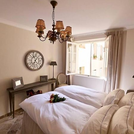 Bord De Mer - Ac, Wifi, Chic, Sea View, Beach 2 Minutes Walk Antibes Exteriör bild
